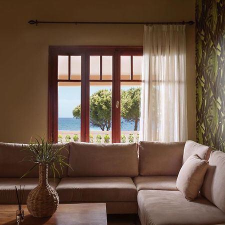 Sea Elegance Villa - On The Beach, By Zantewize Psarou  Exterior foto