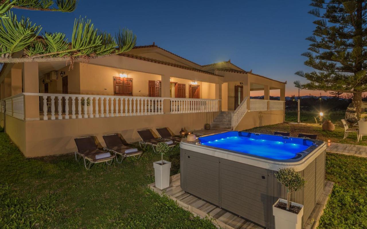 Sea Elegance Villa - On The Beach, By Zantewize Psarou  Exterior foto