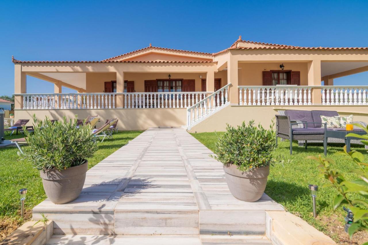 Sea Elegance Villa - On The Beach, By Zantewize Psarou  Exterior foto