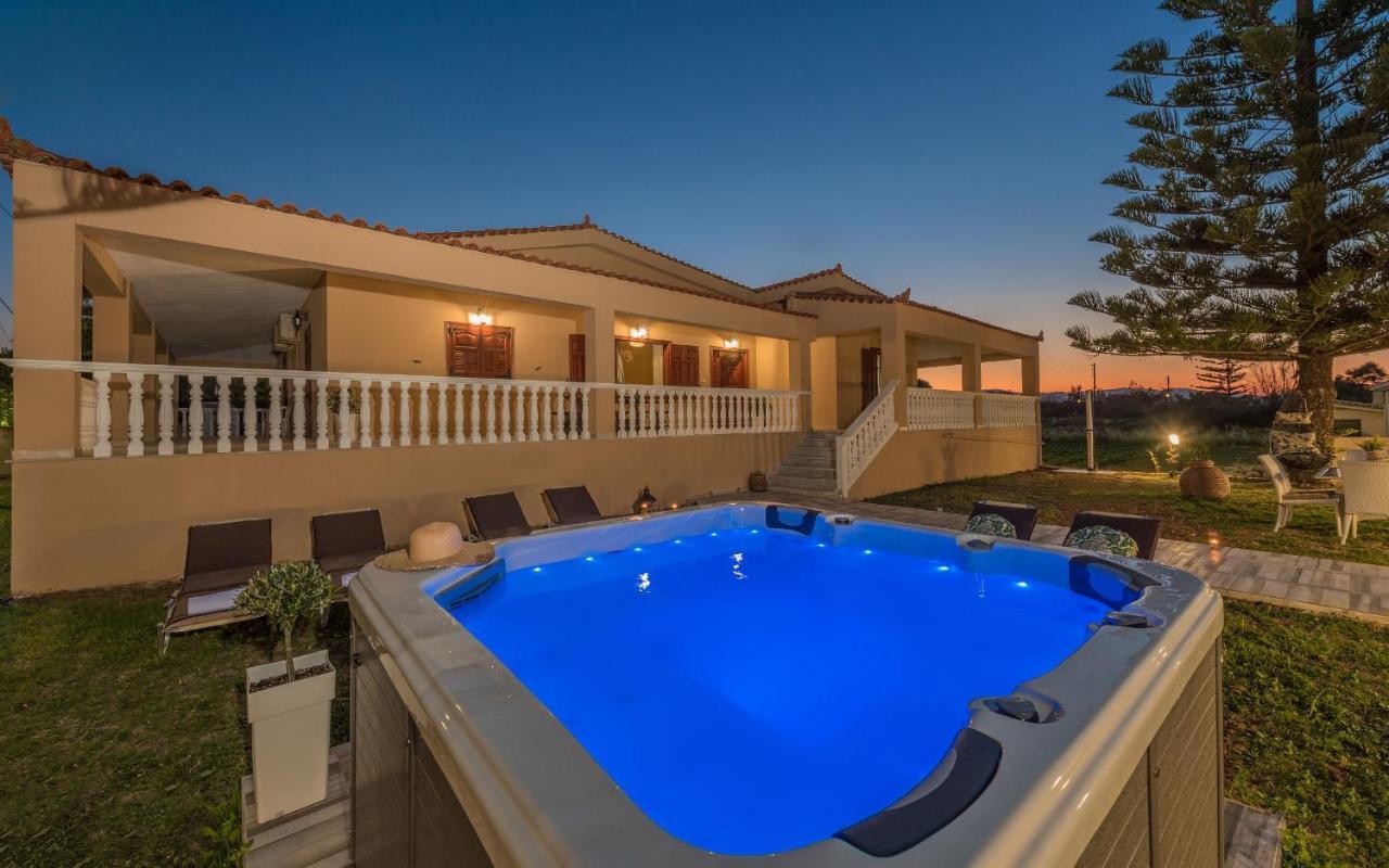 Sea Elegance Villa - On The Beach, By Zantewize Psarou  Exterior foto