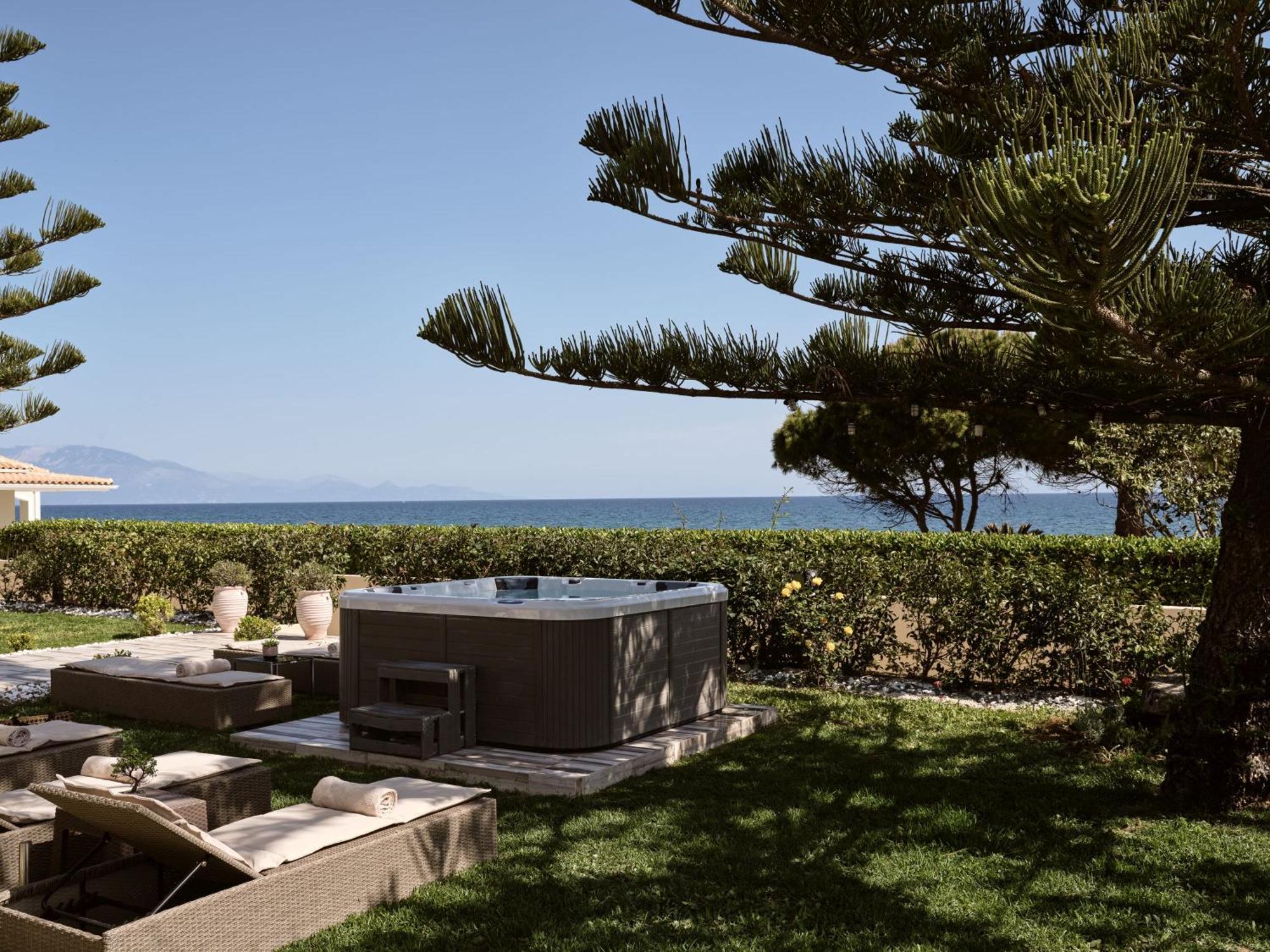 Sea Elegance Villa - On The Beach, By Zantewize Psarou  Exterior foto